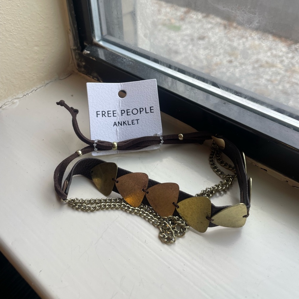 NWT Free People Brown Leather Gold Tone Metal Charms Chain Adjustable Anklet
